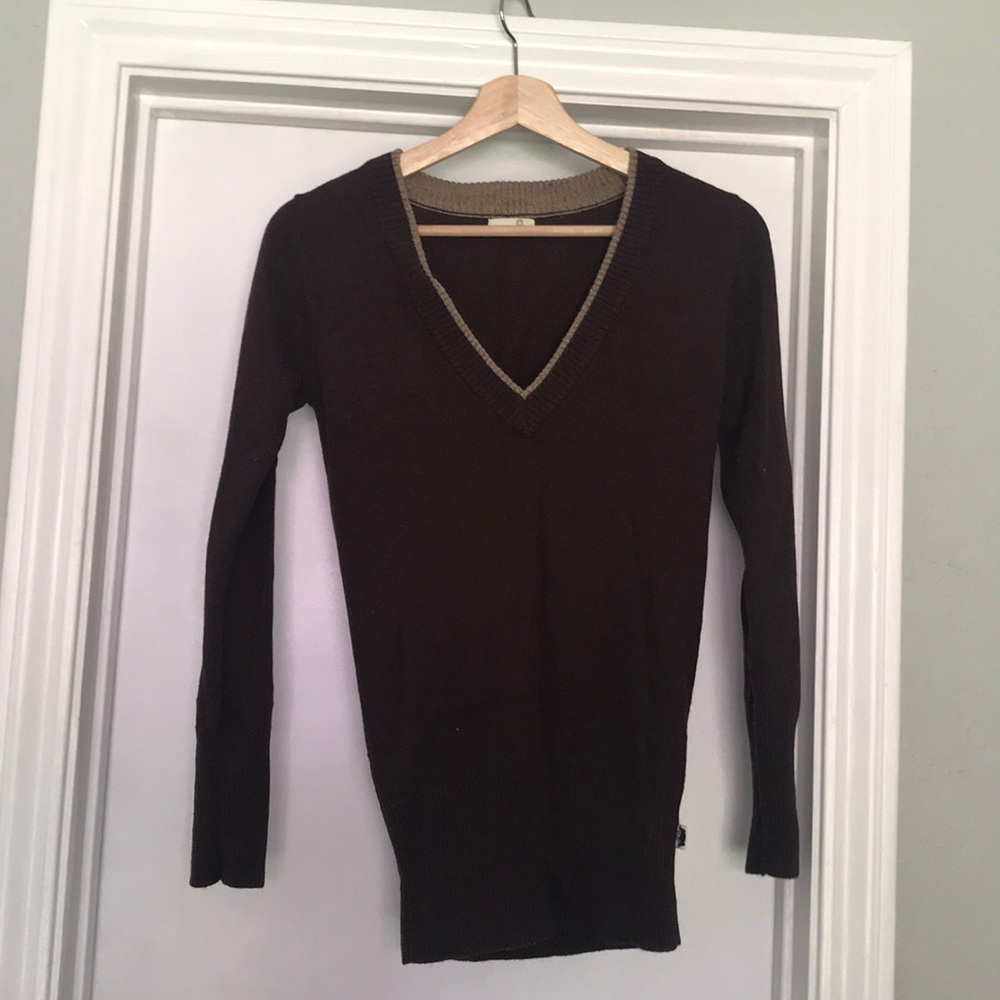 V-Neck sweater